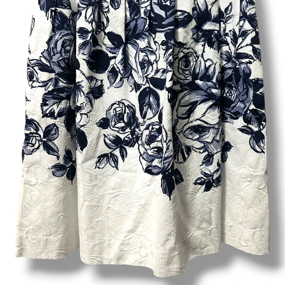 Talbots Delft Blue Floral Fit Flare Dress Sleeveless Lined Classic 2P Garden - Picture 3 of 10